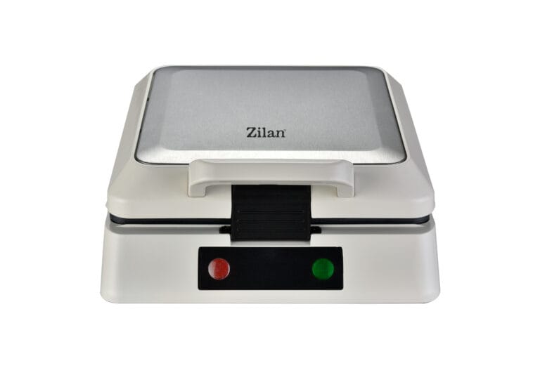 صانعة ساندويشات زيلان